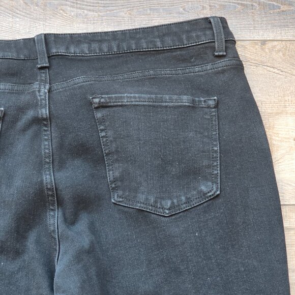 Women's Black Jeans By Time And True, Size: 18 - Picture 12 of 15